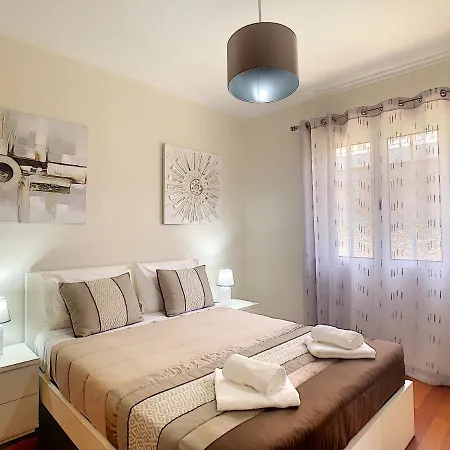 Casa Del Sol By Lovelystay Сasa de vacaciones Relogio do Poiso