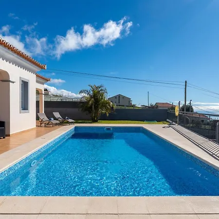 Дом отдыха Casa Del Sol By Lovelystay Relogio do Poiso